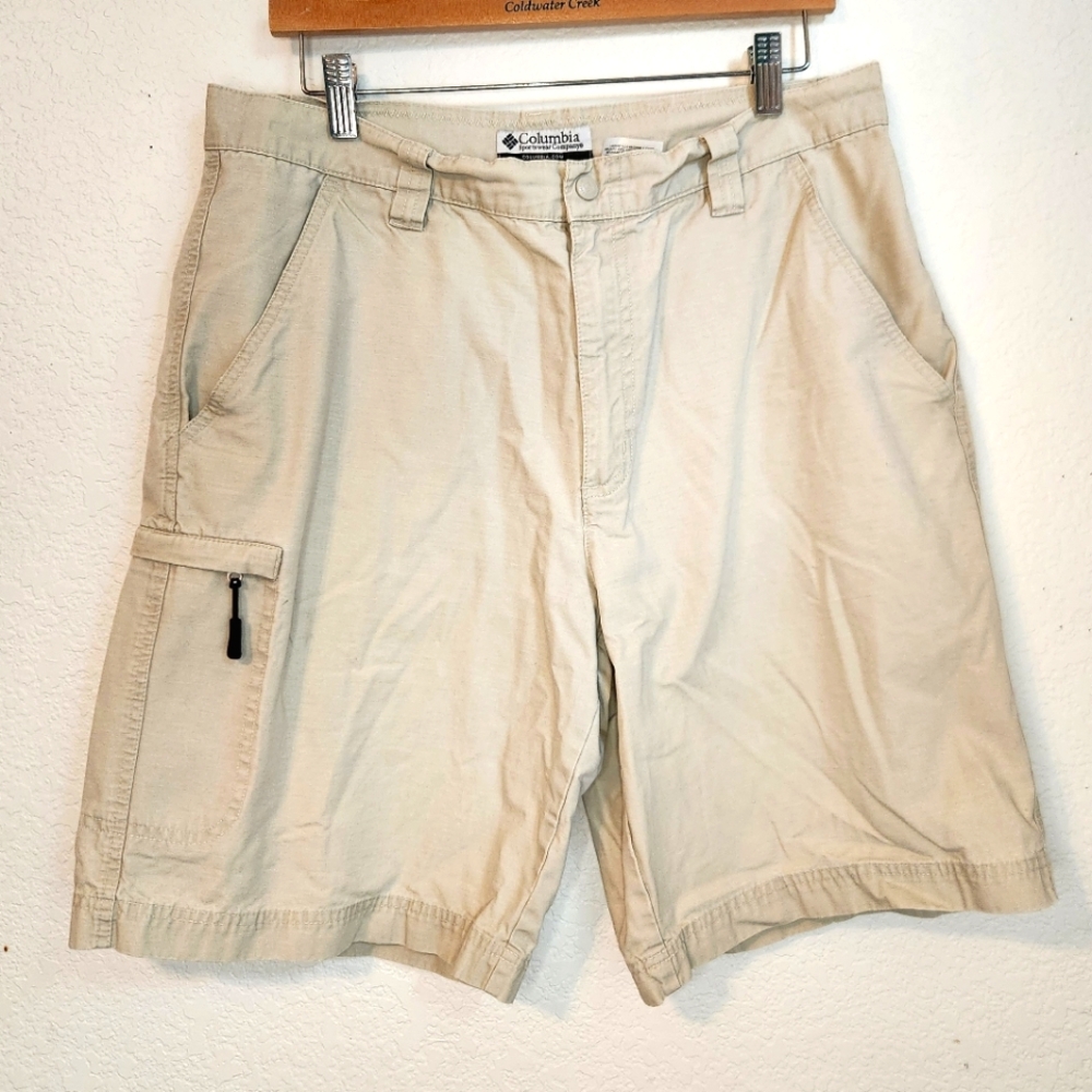 Columbia Men's Beige 100% Cotton Cargo Shorts, Size‎ 34